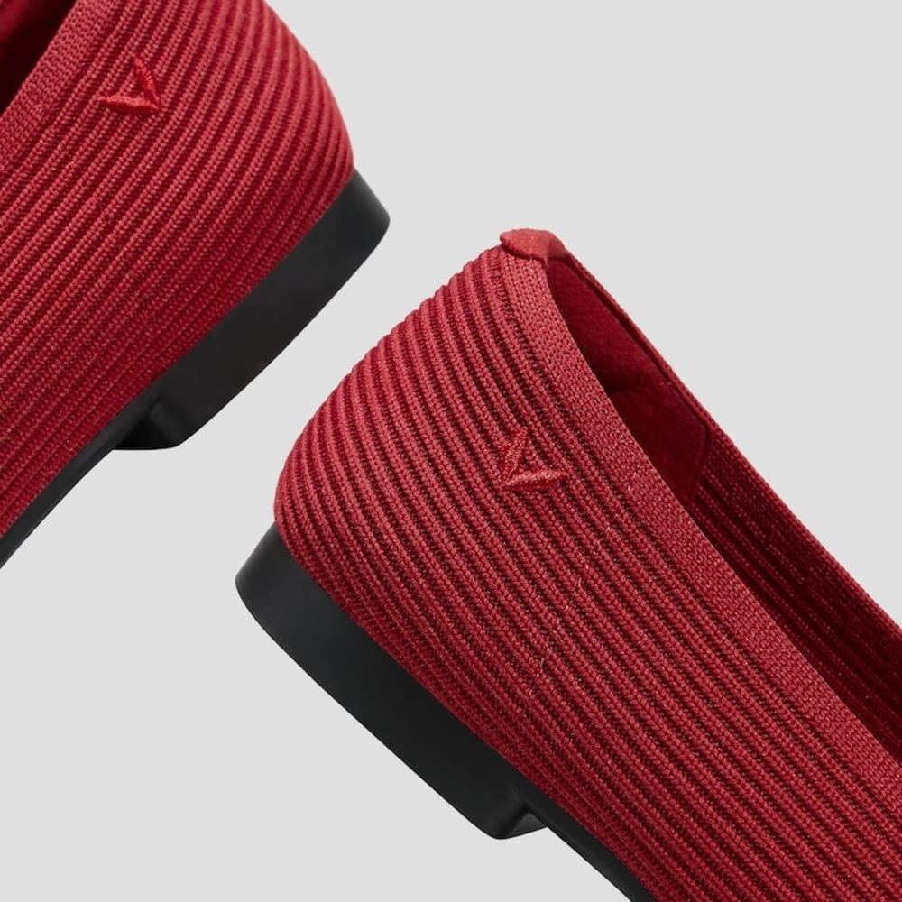 Red Women's Flats - Picture 4 of 16